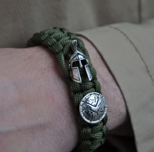 bransoletka-paracord-spartan-meska.jpg
