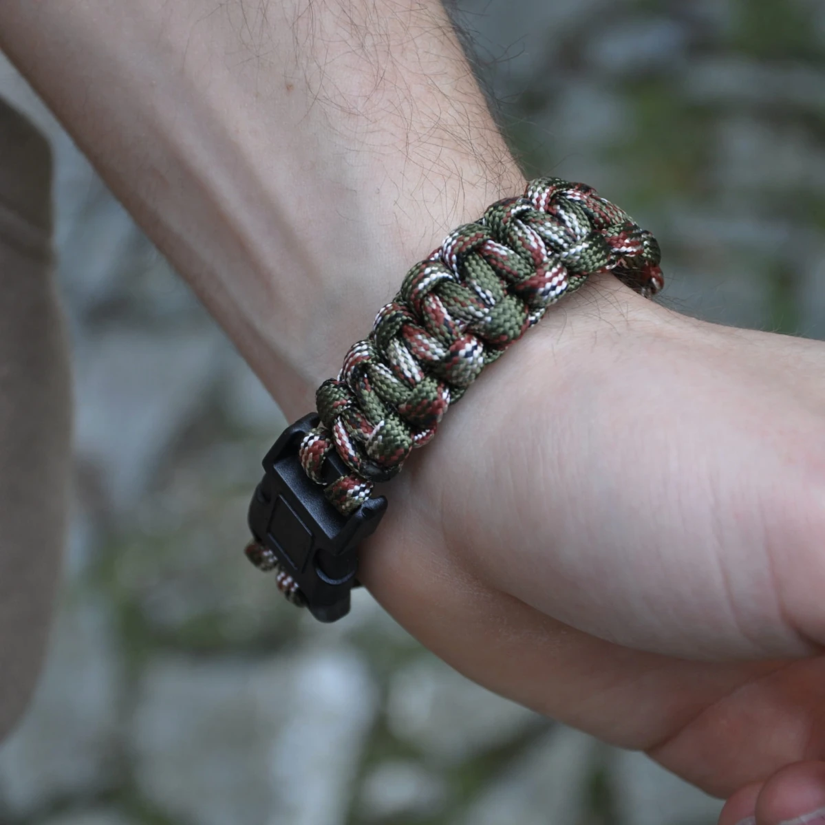 meska-bransoletka-paracord-sportowa.jpg