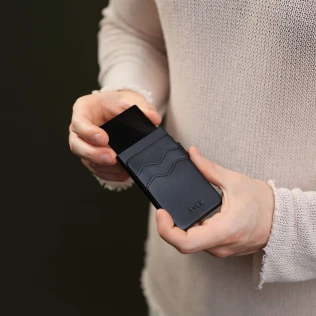 portfel-smart-rfid-aluminiowy-czarny.jpg