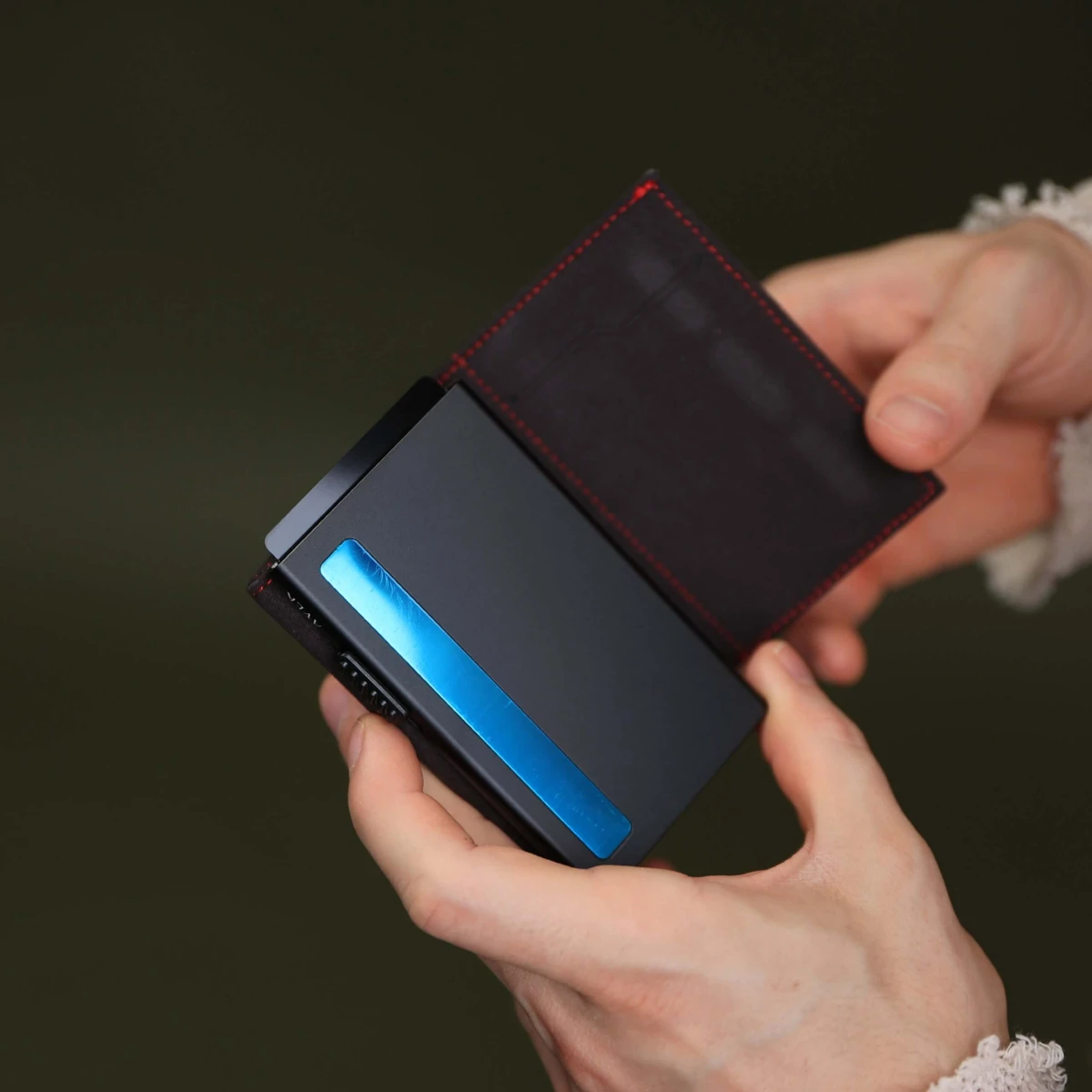 portfel-rfid-ze-skory-naturalnej-meski.jpg