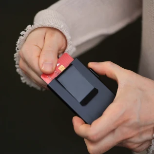 portfel-meski-zabezpieczony-rfid-aluminium.jpg