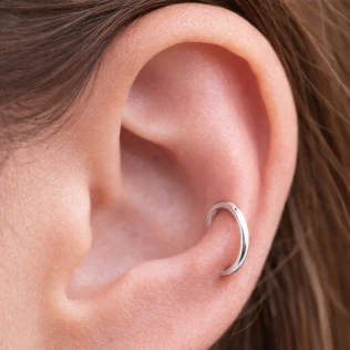 piercing_ucha.jpg