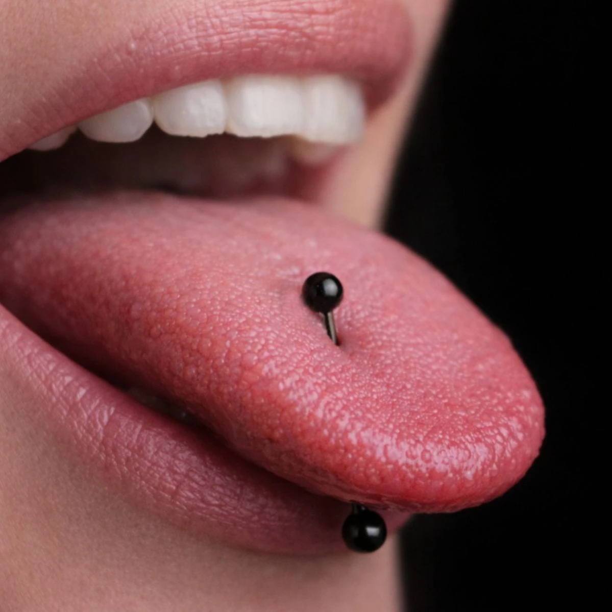 czarny_piercing.jpg
