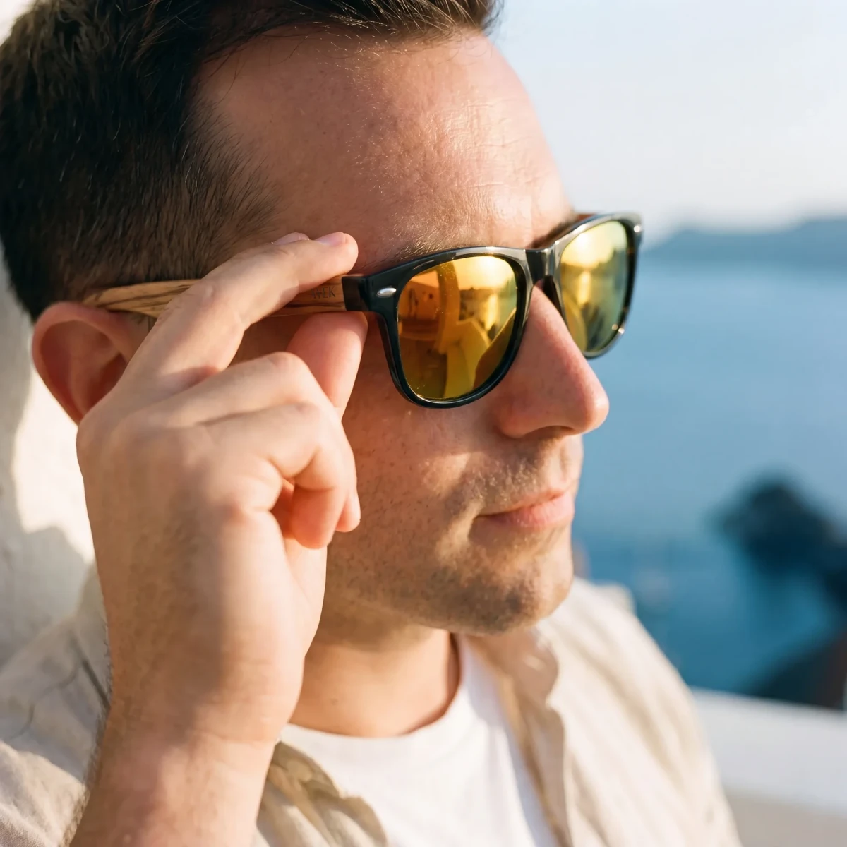 czarno-pomaranczowe-okulary-przeciwsloneczne-wayfarer-drewna