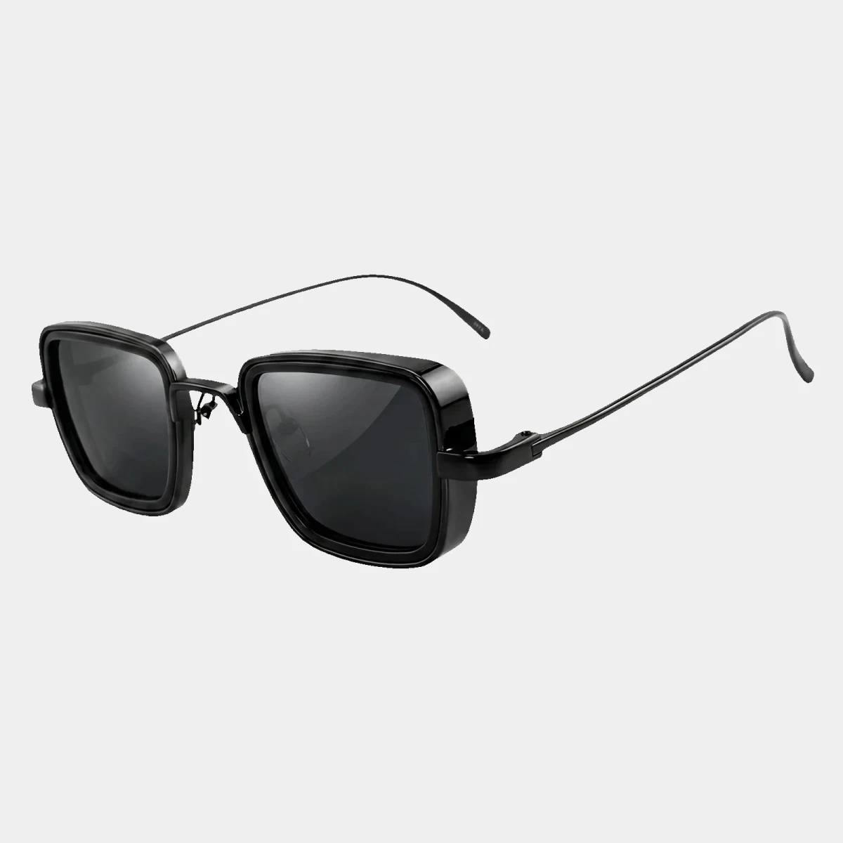 czarne-okulary-przeciwsloneczne-typu-urban-classic