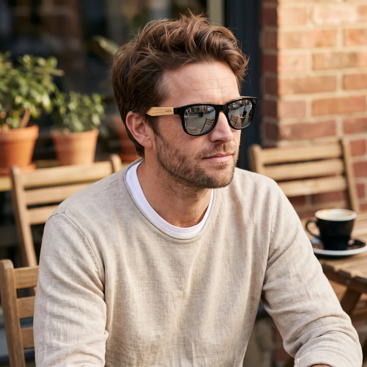 czarno-srebrne-okulary-przeciwsloneczne-wayfarer-z-drewna
