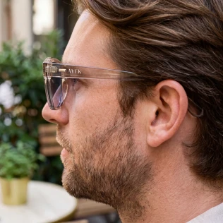 brazowo-niebieskie-okulary-przeciwsloneczne-wayfarer