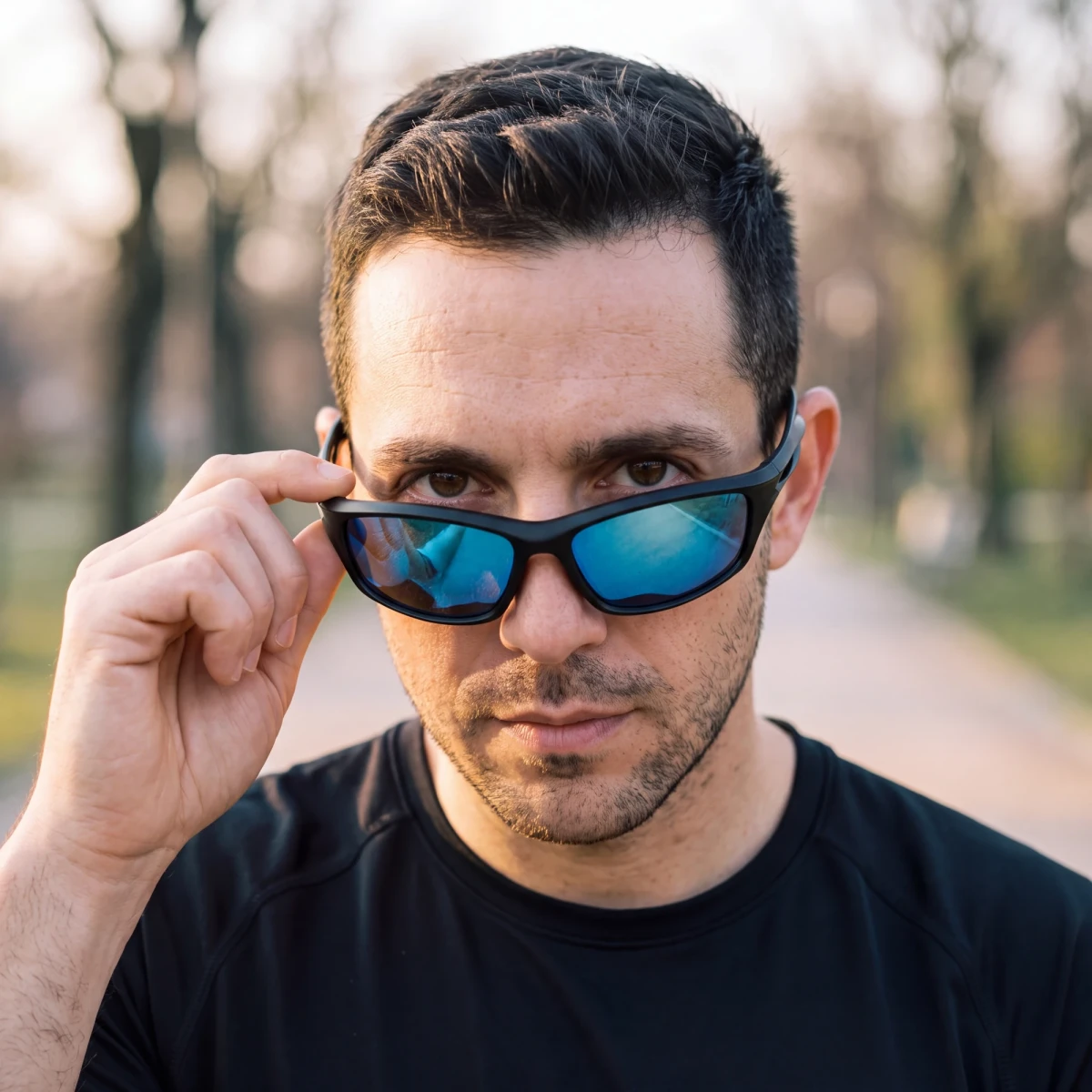 czarno-niebieskie-polaryzacyjne-okulary-przeciwsloneczne-sportowe