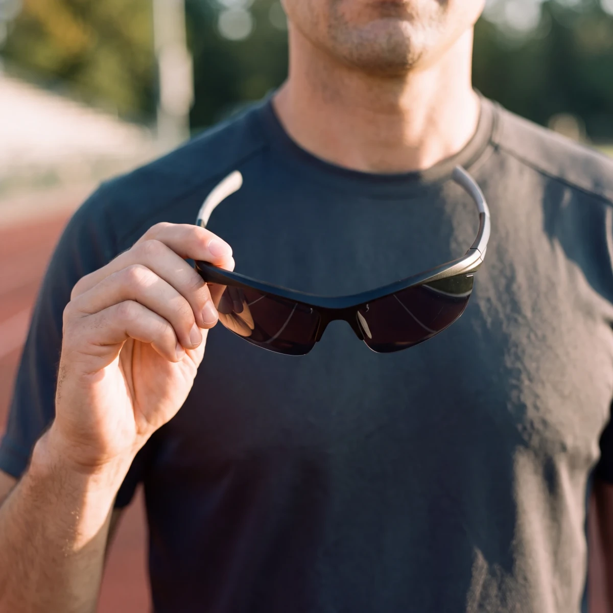 szaro-czarne-polaryzacyjne-okulary-przeciwsloneczne-sportowe-polobreczowe