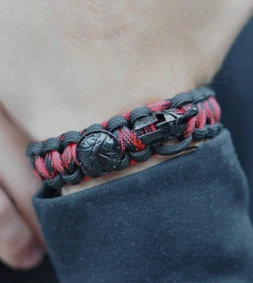 meska-bransoletka-paracord-spartan-czerwona-czarna.jpg