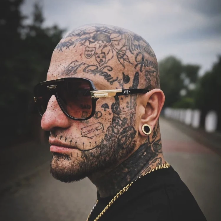 Okulary przeciwsłoneczne męskie AVEK w stylizacji @bonsonsbejbi