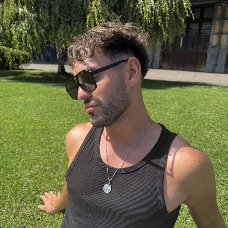 Srebrny naszyjnik męski AVEK z zawieszką w stylizacji @dybass_